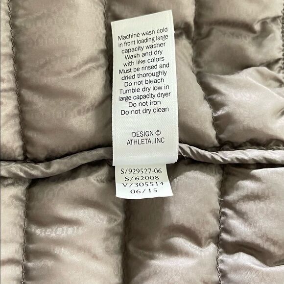 Athleta Downalicious  goose down puffer jacket - Picture 5 of 5